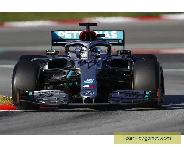 F1赛季即将开幕 新车亮相与车手阵容引关注