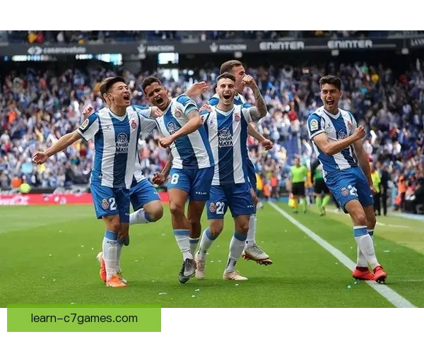 塞尔塔俱乐部最新赛季表现与战术解析全方位报道