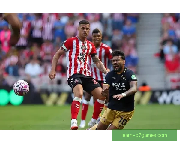 桑德兰足球俱乐部历史回顾及其在英格兰足球中的发展轨迹 桑德兰足球俱乐部历史回顾及其在英格兰足球中的发展轨迹